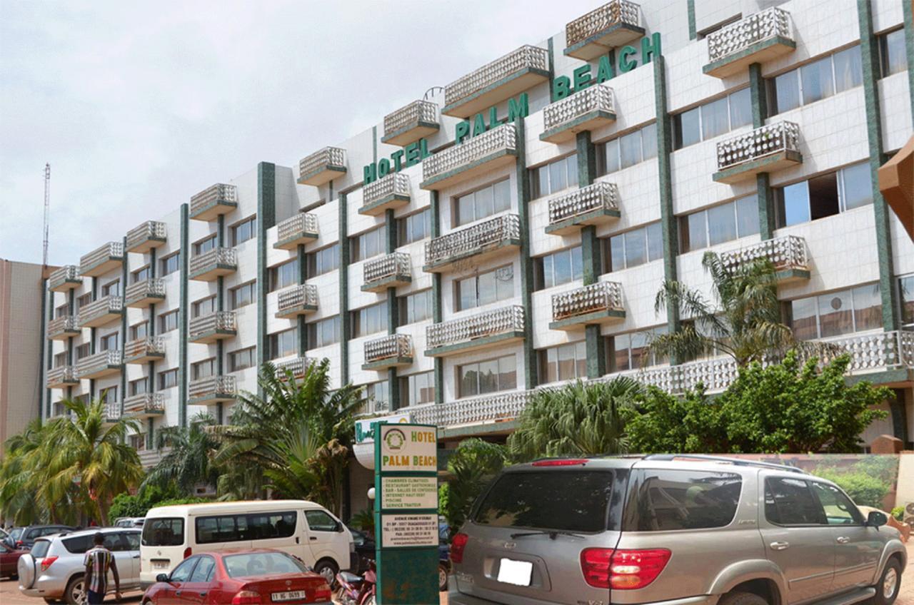 Hotel Palm Beach Уагадугу Екстериор снимка